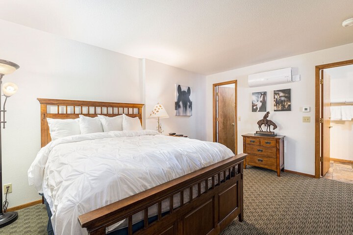 Room 40 of 137