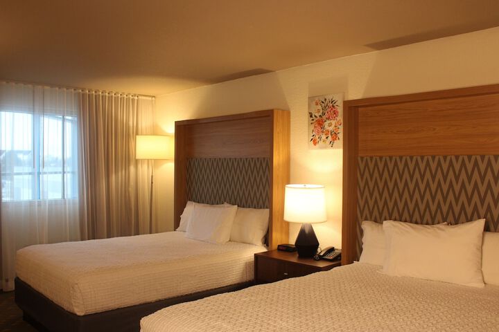 Wyndham Flint MI / Grand Blanc/Bishop Airport/Conference Ct