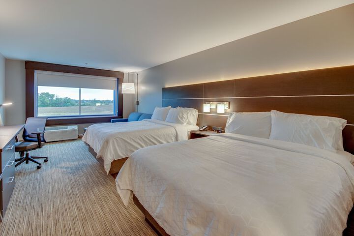 Holiday Inn Express & Suites Union City by IHG