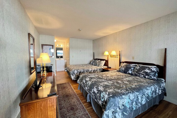Room 25 of 54