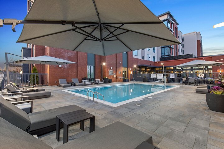 Pool 4 of 83
