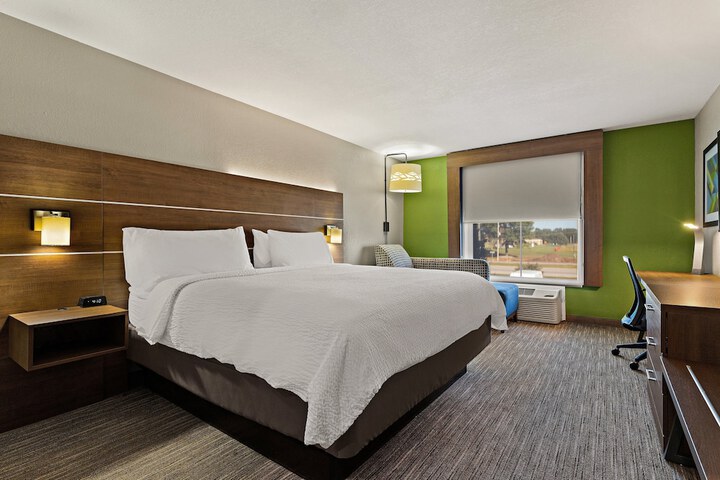 Room 20 of 37