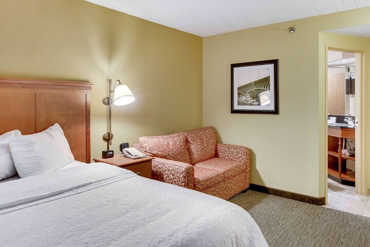 Room 16 of 24
