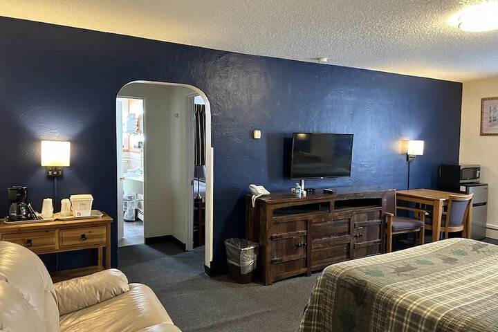 Room 33 of 44
