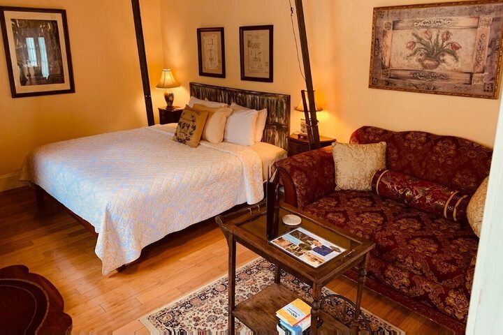 Room 22 of 49