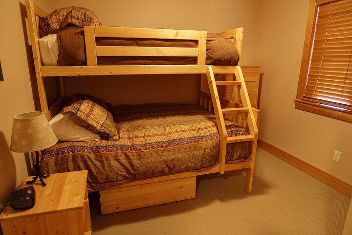Room 12 of 12