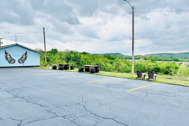 Hometown INN