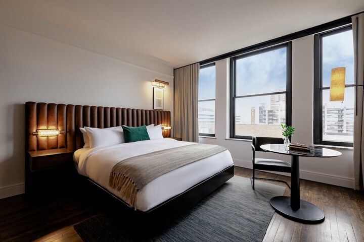 Surety Hotel Autograph Collection