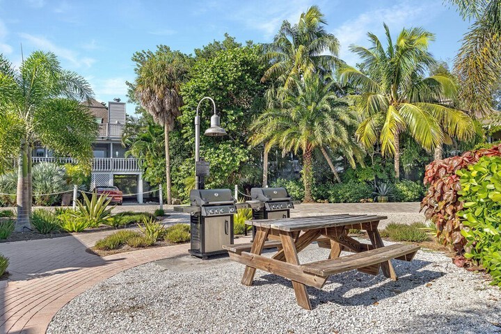 Sunset Captiva 10