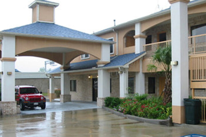 Hotel 4 of 16