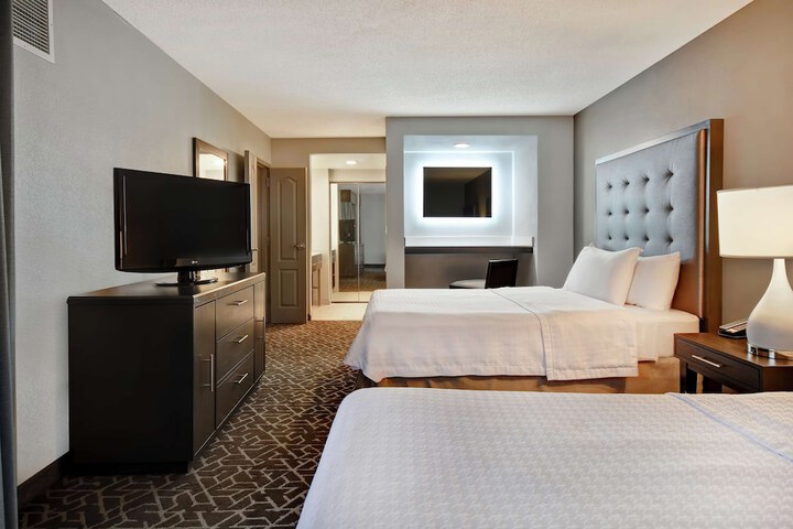 Homewood Suites by Hilton Edgewater