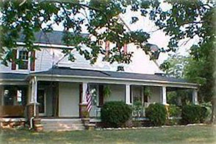 Lamplight Inn