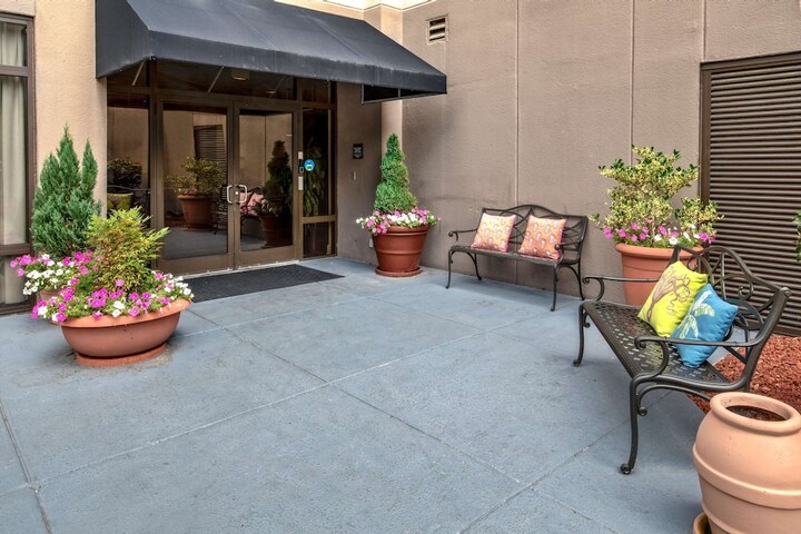 Terrace/Patio 33 of 34