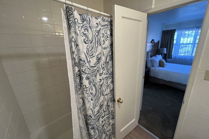 Room 55 of 133