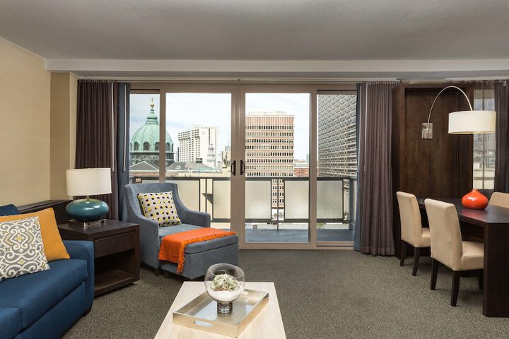 The Windsor Suites