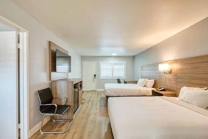 Room 21 of 48
