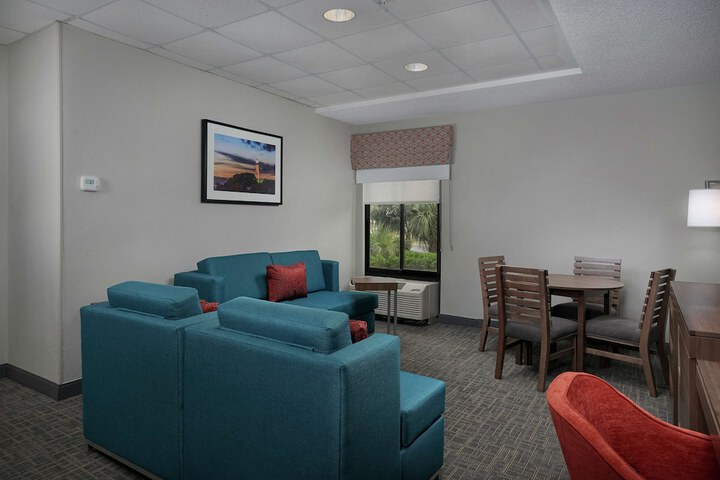 Room 20 of 42