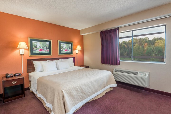 Room 19 of 27