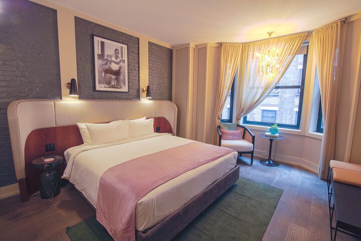 The Evelyn Hotel