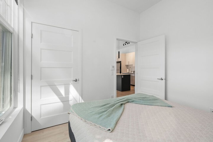 Room 85 of 110