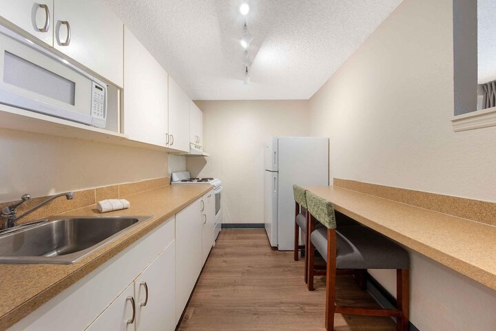 Extended Stay America Suites Ft. Lauderdale Cyp Crk NW 6th Wy