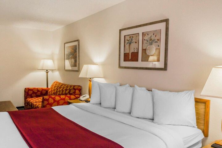 Room 21 of 32