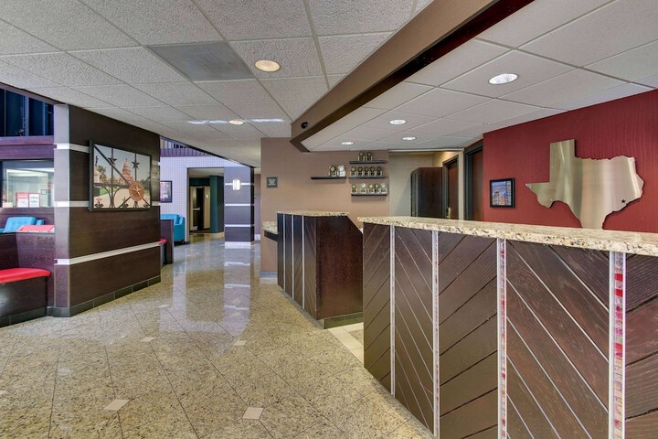 Heritage Inn Suites Houston / Sugar Land Trademark by Wyndham