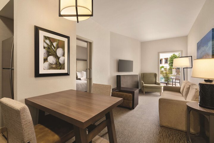 Room 18 of 35