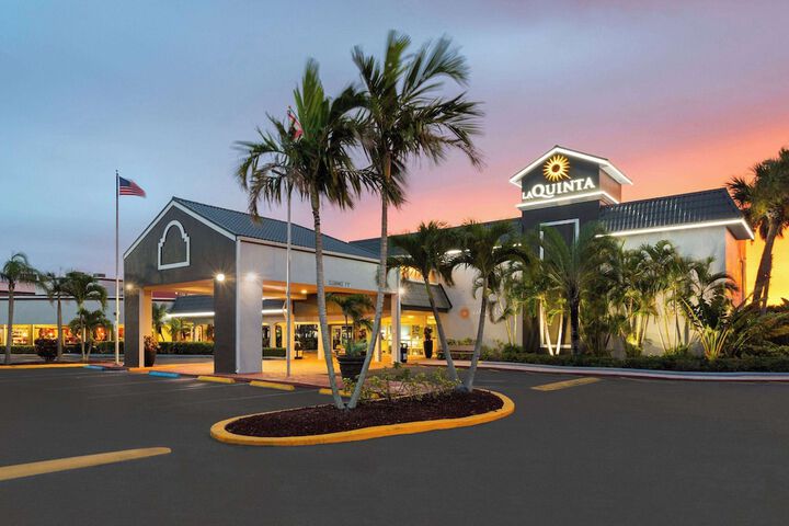 Hotel 4 of 42