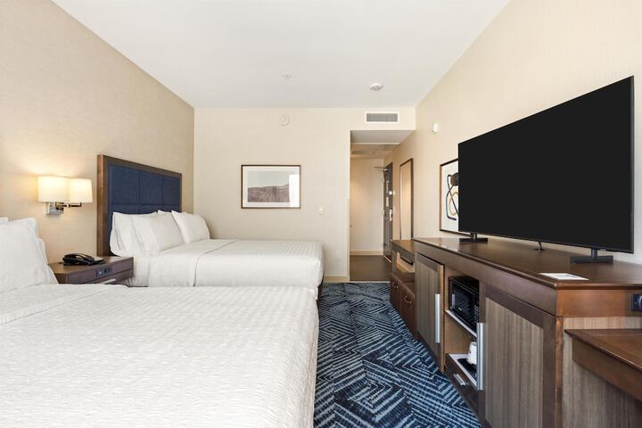Hampton Inn & Suites Los Angeles - Glendale