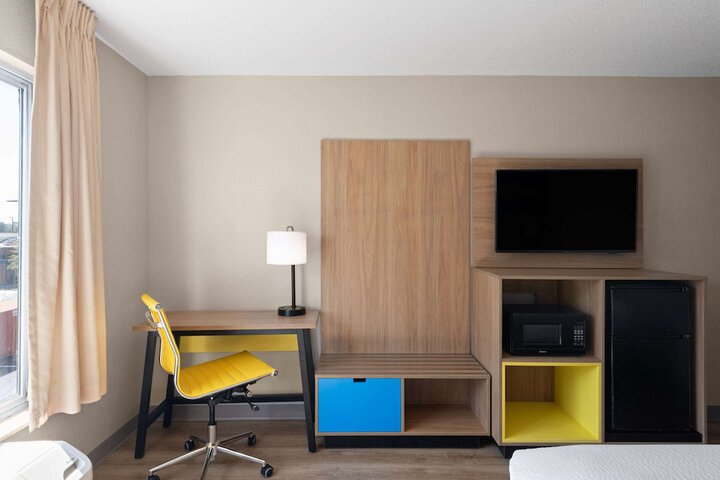 Room 21 of 54