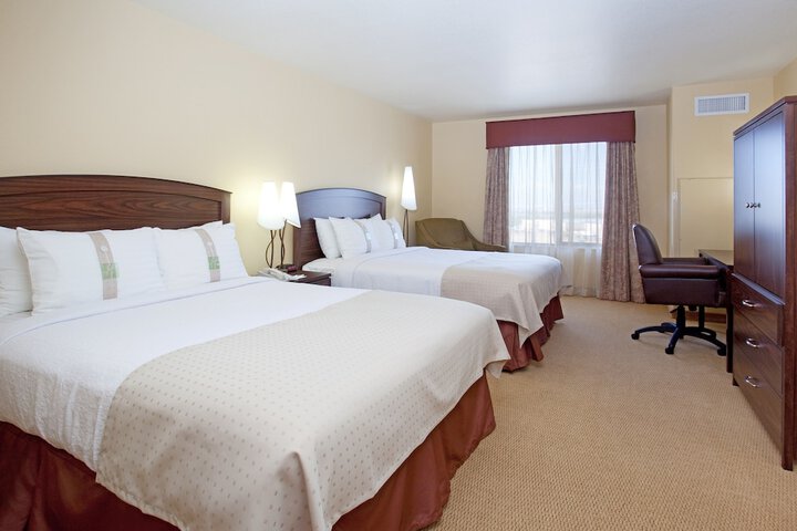 Room 6 of 26