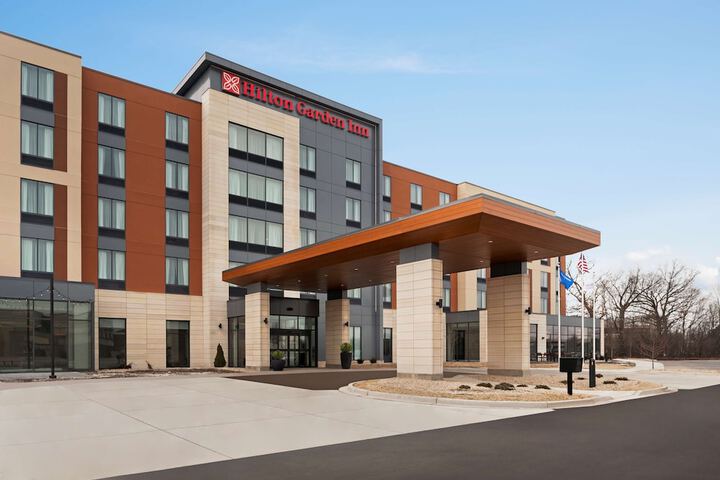 Hotel 2 of 35