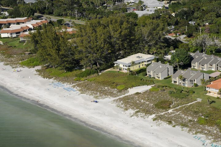 Beach Castle Resort by RVA