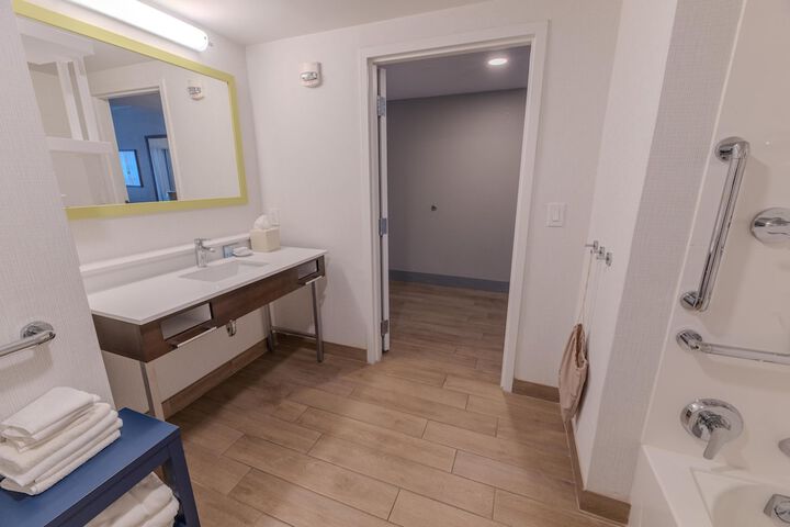 Hampton Inn & Suites Florence-Downtown
