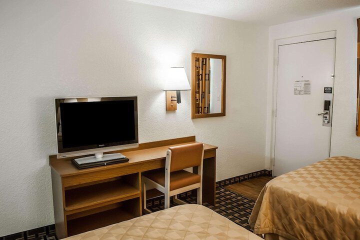 Room 29 of 56
