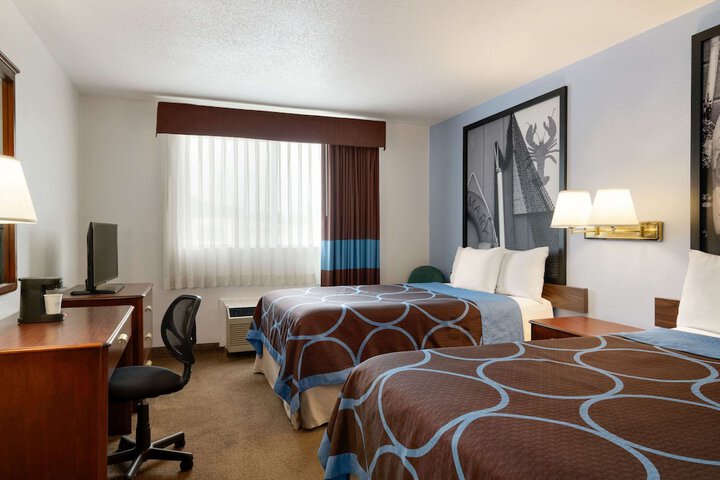 Room 17 of 27