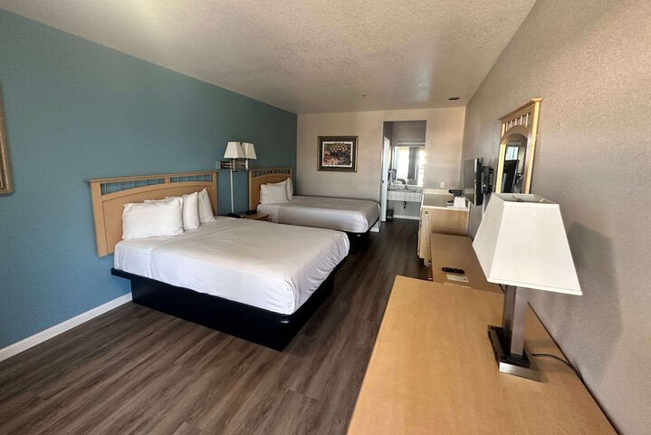 Room 5 of 22