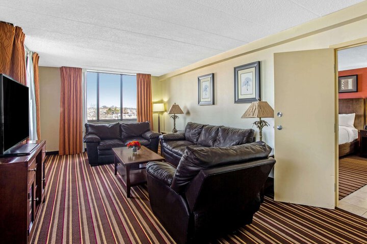 Room 16 of 45