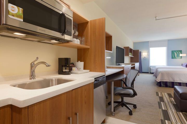 Room 10 of 22