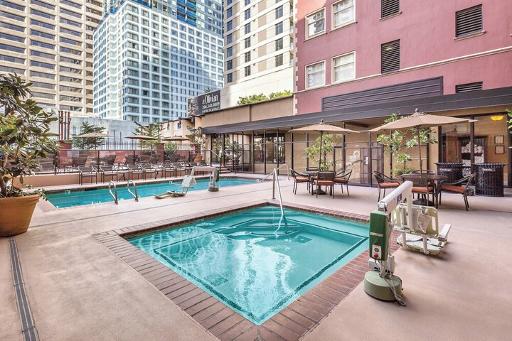 WorldMark Seattle - The Camlin