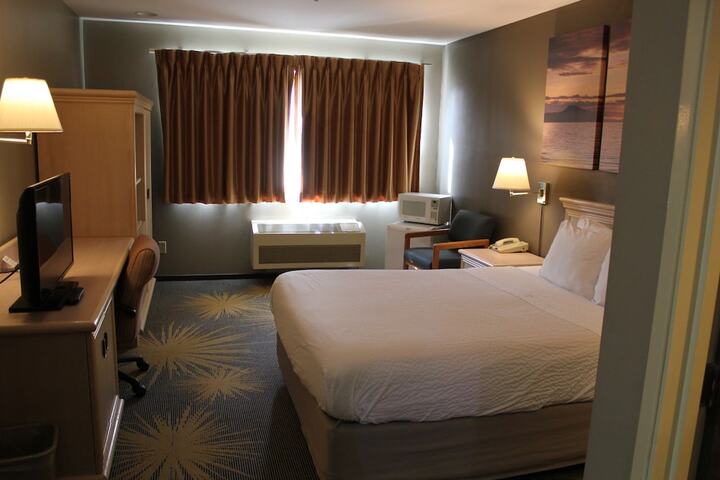 Room 20 of 39