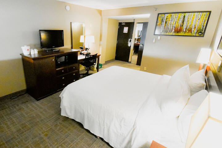 Room 17 of 48
