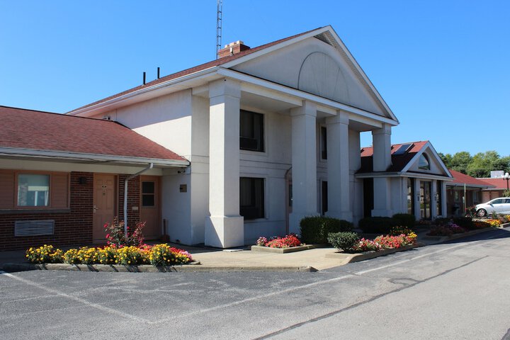 Bellevue Hotel & Suites