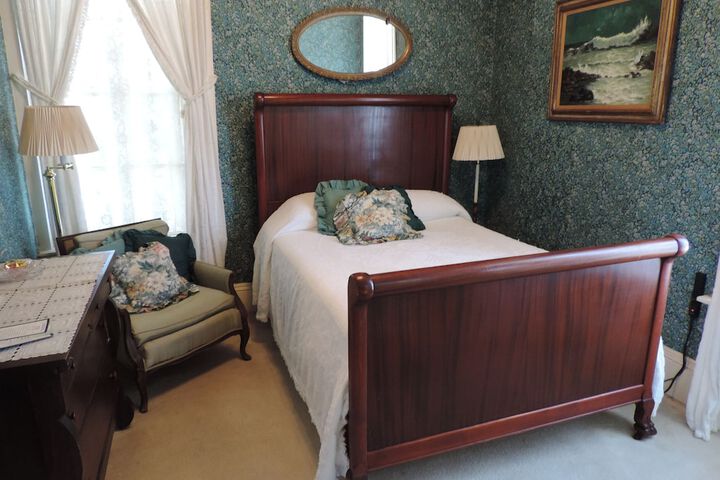 Room 58 of 80