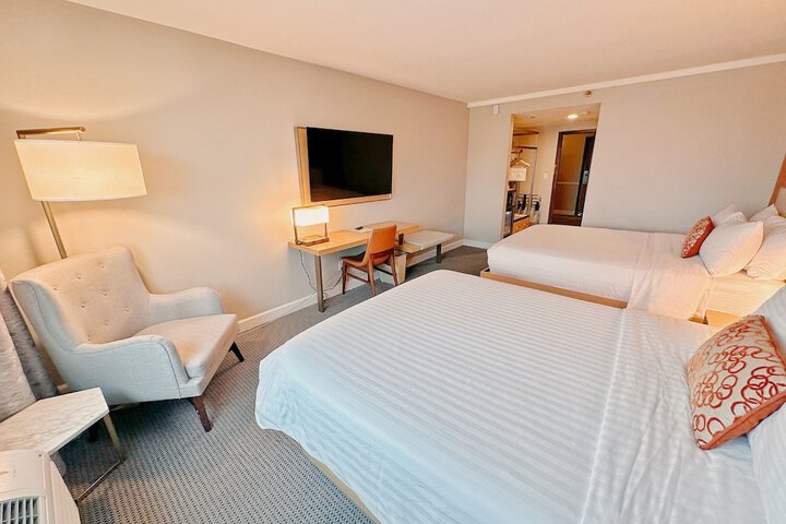 Room 125 of 168