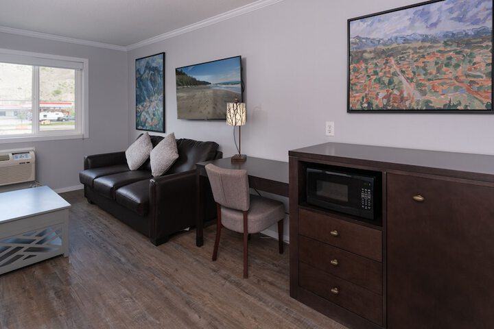 Room 12 of 31