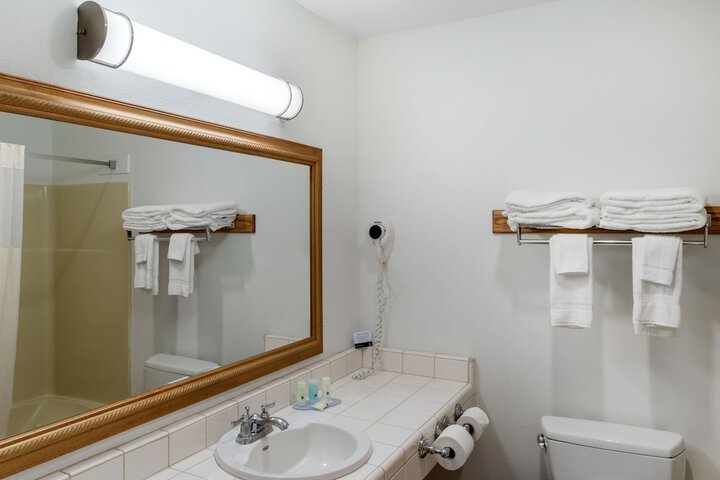 Quality Inn & Suites Capitola by the Sea