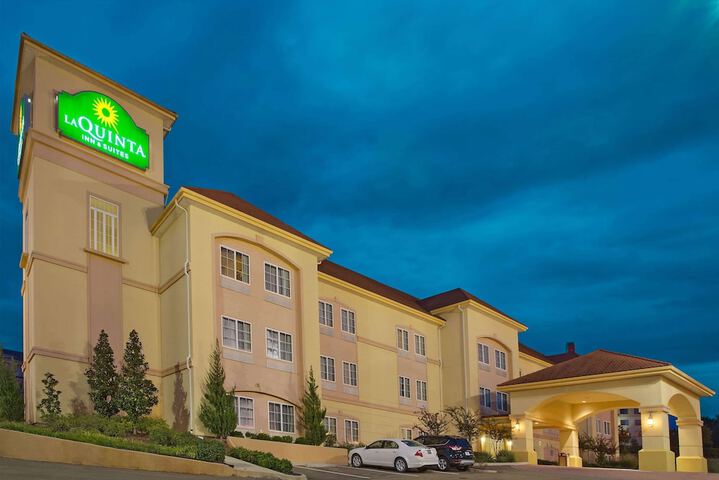 Hotel 3 of 33