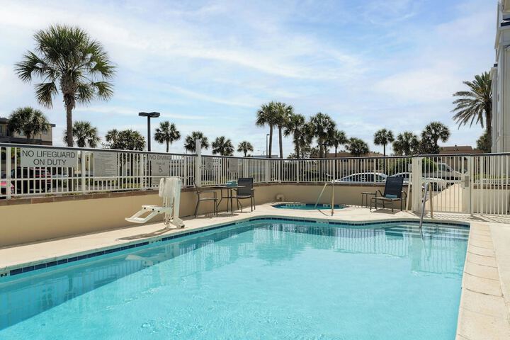 Fairfield Inn & Suites by Marriott Jacksonville Beach